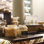 Indigo By Ihg Hotel 4*