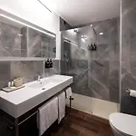 Indigo By Ihg Hotel 4*
