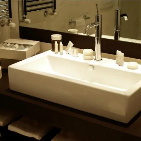 Indigo By Ihg 4*