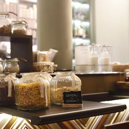 Indigo By Ihg Hotel 4*