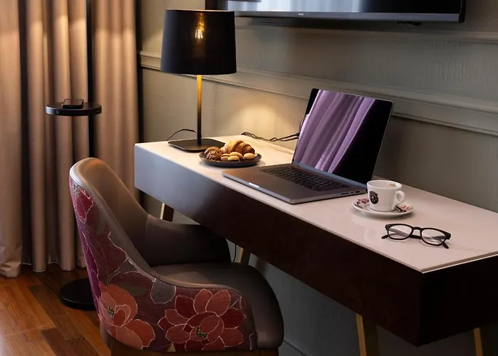 Indigo By Ihg 4*
