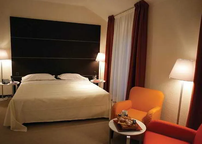 Indigo By Ihg 4*