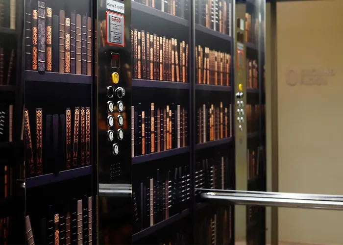 Indigo By Ihg Hotel 4*